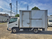 トヨタダイナパネルバン小型（2t・3t）[写真07]