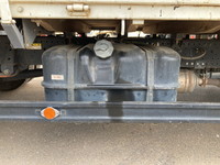 いすゞエルフ平ボディ小型（2t・3t）[写真16]