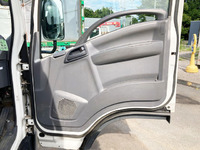 いすゞエルフ平ボディ小型（2t・3t）[写真23]