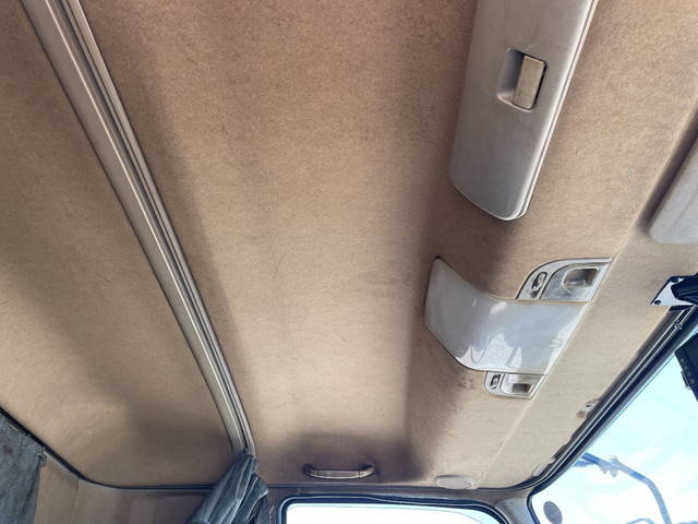 三菱ふそうファイターアルミウイング中型（4t）[写真28]