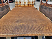 三菱ふそうキャンター平ボディ小型（2t・3t）[写真12]