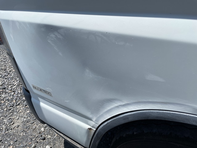 三菱ふそうキャンター平ボディ小型（2t・3t）[写真21]