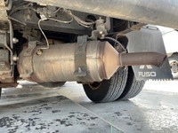 三菱ふそうキャンター平ボディ小型（2t・3t）[写真24]