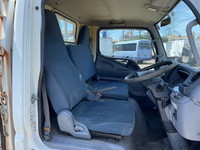 三菱ふそうキャンター平ボディ小型（2t・3t）[写真31]