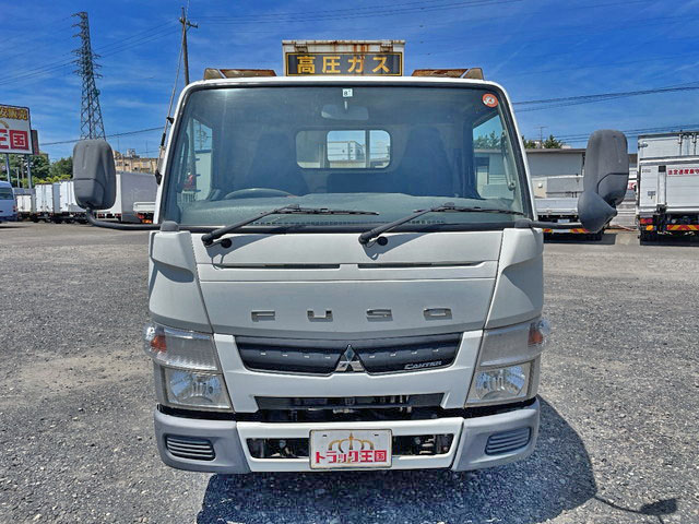 三菱ふそうキャンター平ボディ小型（2t・3t）[写真08]