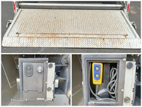 三菱ふそうキャンター平ボディ小型（2t・3t）[写真18]