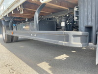 三菱ふそうキャンター平ボディ小型（2t・3t）[写真20]