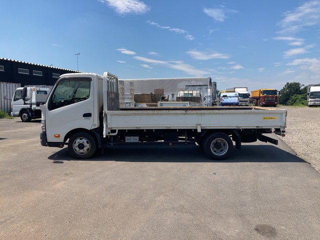 日野デュトロ平ボディ小型（2t・3t）[写真05]