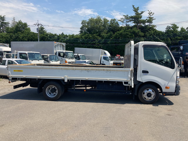 日野デュトロ平ボディ小型（2t・3t）[写真06]