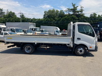 日野デュトロ平ボディ小型（2t・3t）[写真06]