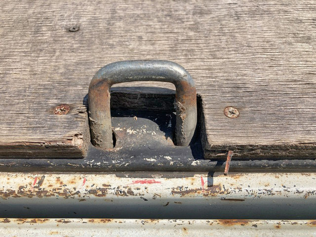 三菱ふそうキャンター平ボディ小型（2t・3t）[写真13]