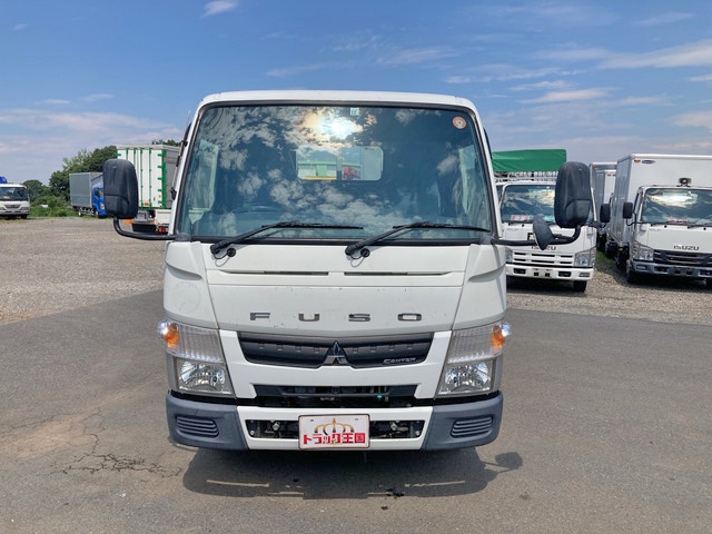 三菱ふそうキャンター平ボディ小型（2t・3t）[写真06]