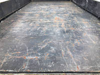 三菱ふそうキャンター平ボディ小型（2t・3t）[写真12]