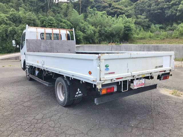 三菱ふそうキャンター平ボディ小型（2t・3t）[写真04]