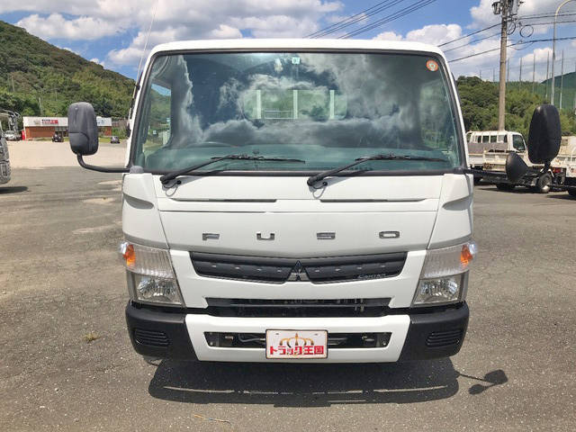 三菱ふそうキャンター平ボディ小型（2t・3t）[写真07]
