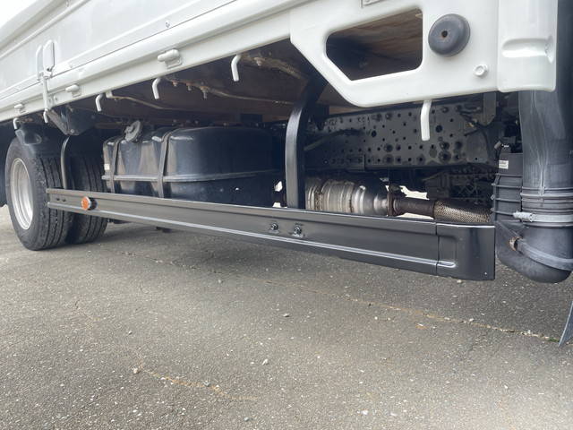 いすゞエルフ平ボディ小型（2t・3t）[写真18]