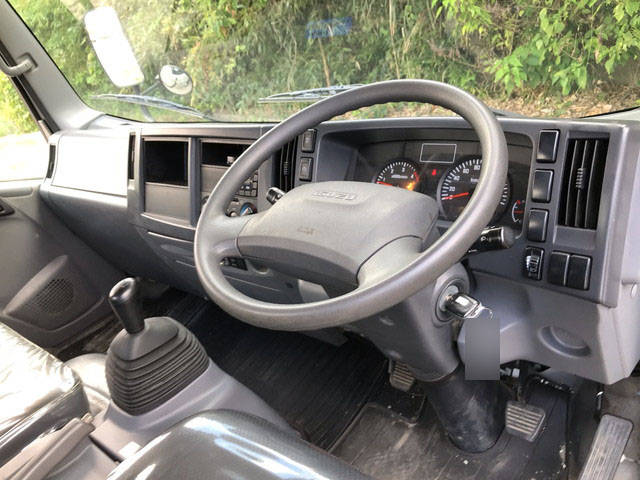 いすゞエルフ平ボディ小型（2t・3t）[写真30]