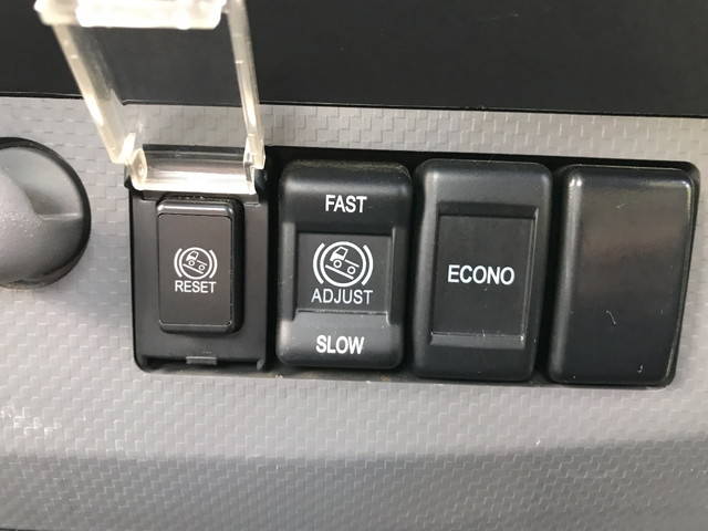 いすゞエルフ平ボディ小型（2t・3t）[写真37]