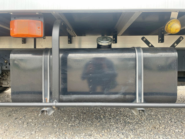 日野レンジャー冷凍車（冷蔵車）中型（4t）[写真21]