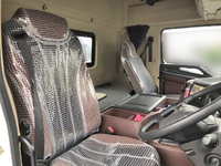 日野プロフィアコンテナ専用車大型（10t）[写真22]