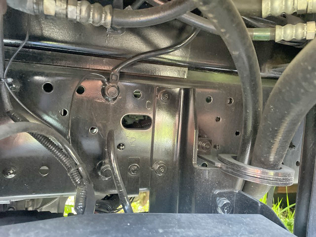 いすゞエルフ高所作業車小型（2t・3t）[写真25]