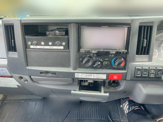 いすゞエルフ高所作業車小型（2t・3t）[写真37]