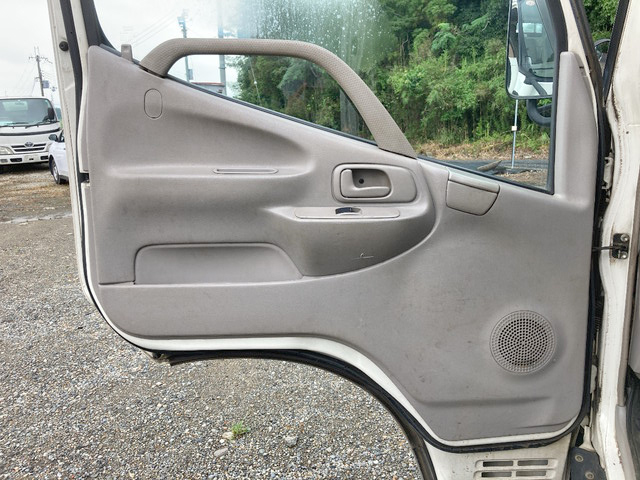 日野デュトロアルミブロック小型（2t・3t）[写真29]