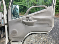 日野デュトロアルミブロック小型（2t・3t）[写真30]