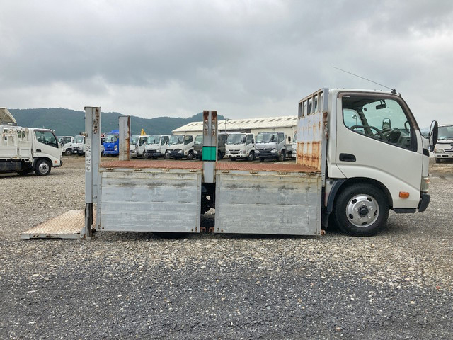 日野デュトロアルミブロック小型（2t・3t）[写真08]
