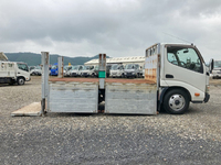 日野デュトロアルミブロック小型（2t・3t）[写真08]