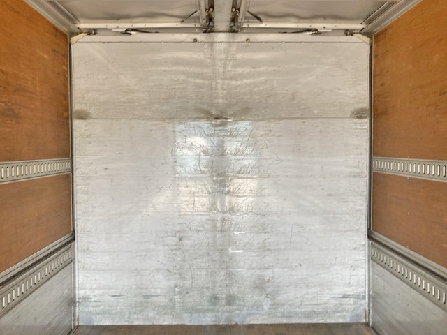 三菱ふそうファイターアルミウイング中型（4t）[写真15]