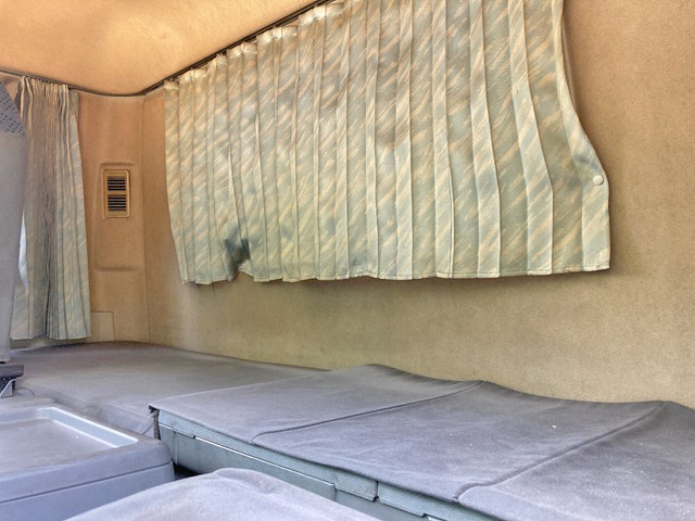 三菱ふそうファイターアルミウイング中型（4t）[写真34]