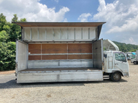 三菱ふそうファイターアルミウイング中型（4t）[写真07]