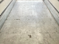 三菱ふそうキャンターアルミバン小型（2t・3t）[写真15]