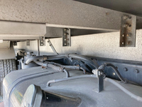 三菱ふそうキャンターアルミバン小型（2t・3t）[写真23]