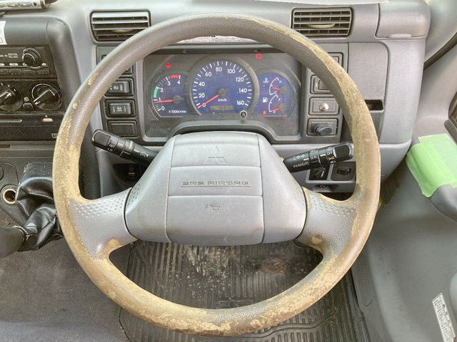 三菱ふそうキャンターアルミバン小型（2t・3t）[写真36]