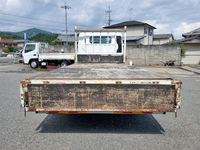 三菱ふそうキャンター平ボディ小型（2t・3t）[写真13]