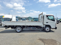 三菱ふそうキャンター平ボディ小型（2t・3t）[写真08]