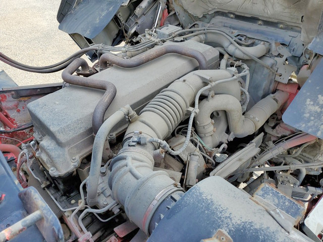 日野プロフィアトレーラーヘッド（トラクターヘッド）大型（10t）[写真23]