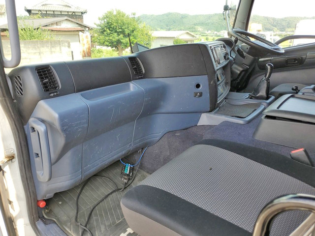 日野プロフィアトレーラーヘッド（トラクターヘッド）大型（10t）[写真27]