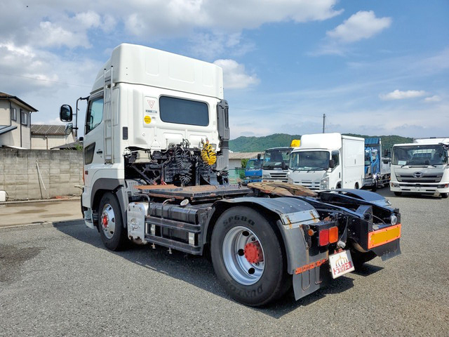 日野プロフィアトレーラーヘッド（トラクターヘッド）大型（10t）[写真04]