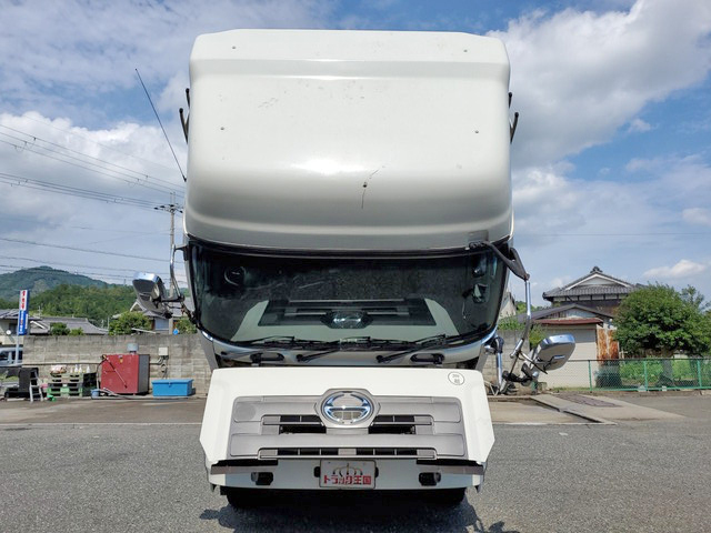 日野プロフィアトレーラーヘッド（トラクターヘッド）大型（10t）[写真08]