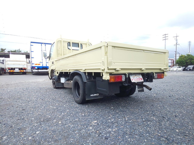 日野デュトロ平ボディ小型（2t・3t）[写真04]