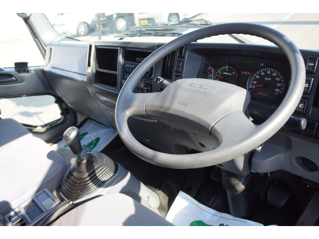 いすゞフォワードクレーン4段中型（4t）[写真39]