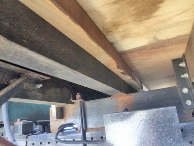 いすゞフォワードクレーン4段中型（4t）[写真24]