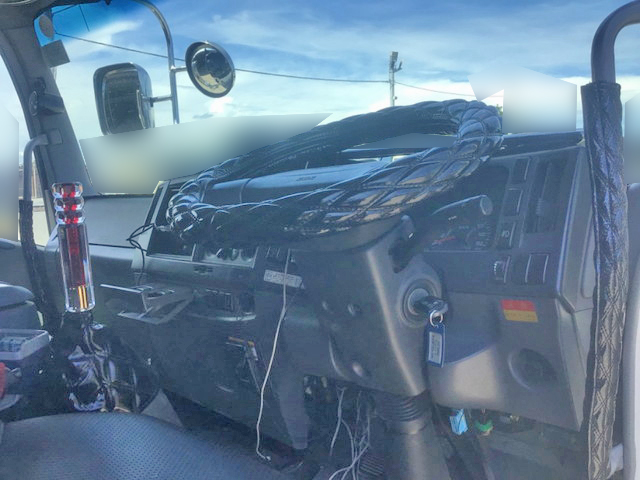 いすゞフォワードクレーン4段中型（4t）[写真34]