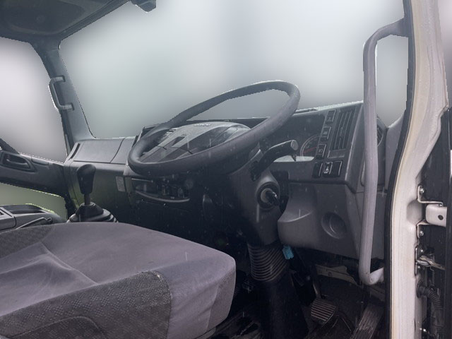 いすゞフォワードアルミブロック中型（4t）[写真14]