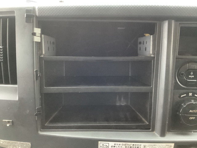 いすゞフォワードアルミブロック中型（4t）[写真22]