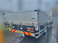 いすゞフォワードアルミブロック中型（4t）[写真02]