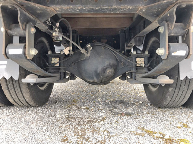 いすゞエルフ平ボディ小型（2t・3t）[写真20]